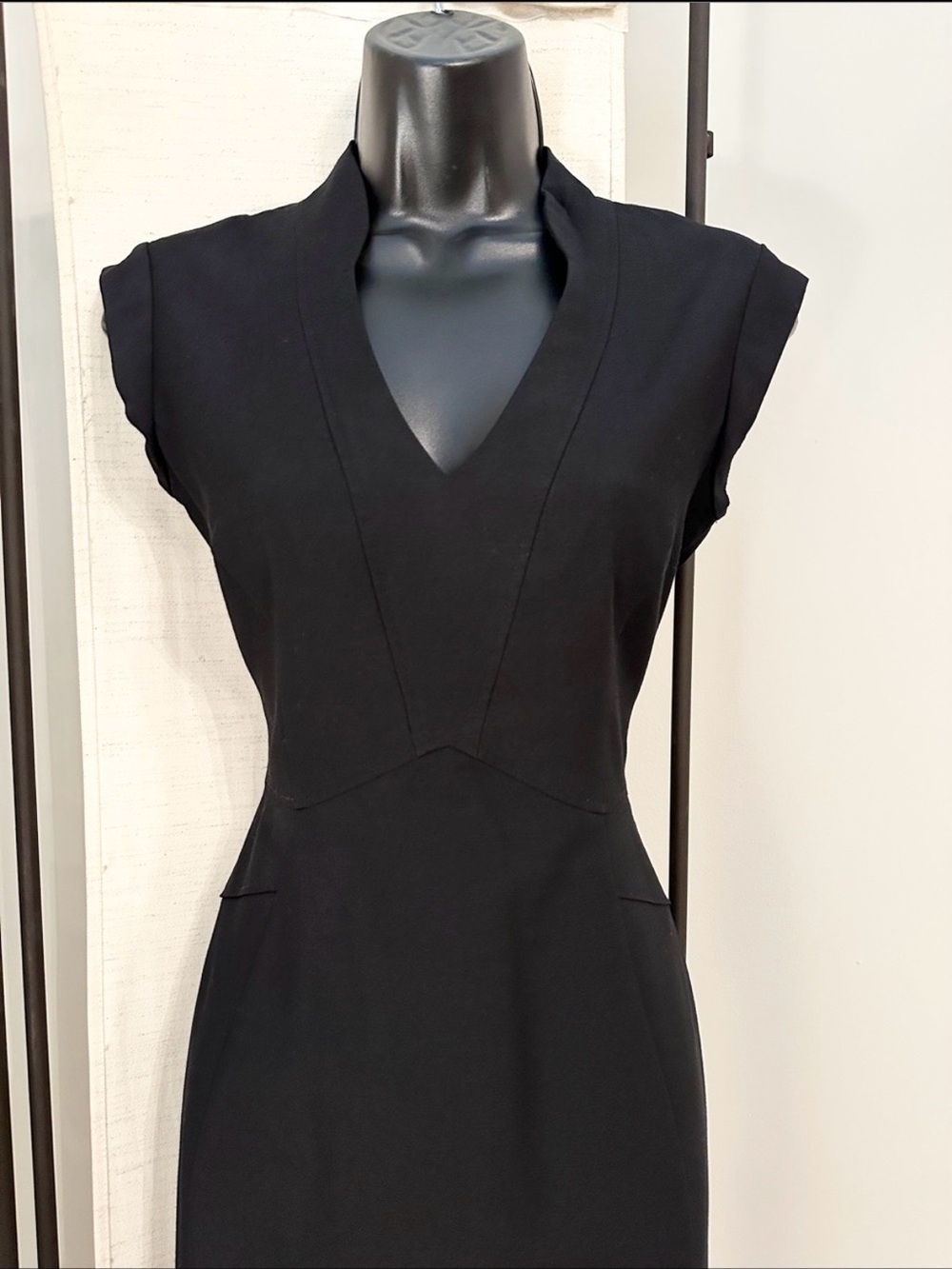 Reiss Black V-Neck Cap Sleeve Midi Sheath Dress - Picture 13 of 16